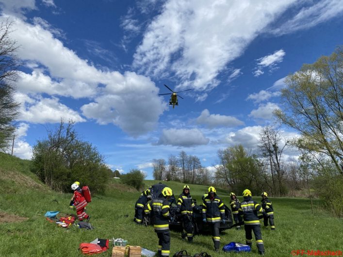 Schwerer Verkehrsunfall auf der B69